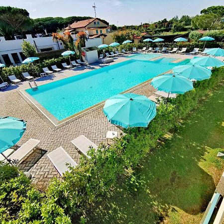 Apartments In Residence In Vada With Swimming Pool 450 Meters From The Sea Luaran gambar